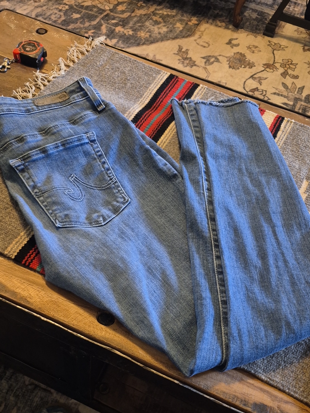Adriano Goldschmied "Farrah" High Rise Raw Hem. Skinny Jeans.(#1298B)